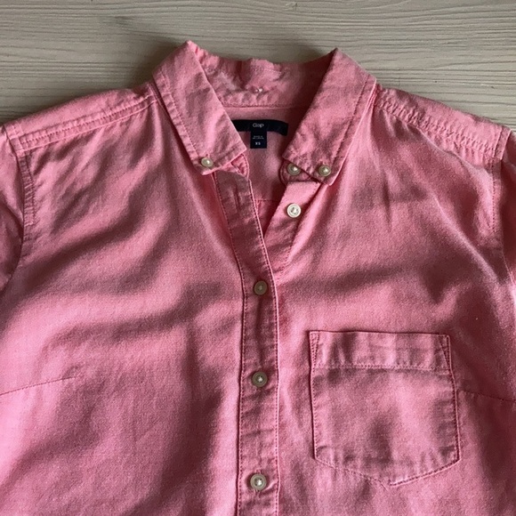 GAP Pink Cotton Button Down Shirt size XS - Picture 3 of 13